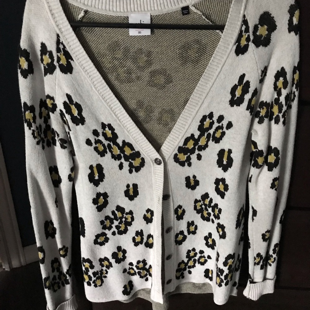 Cabi Cardigan XS EUC